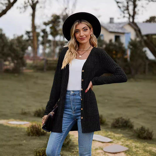 Knit jacket for women with long sleeves and practical pockets Amarae