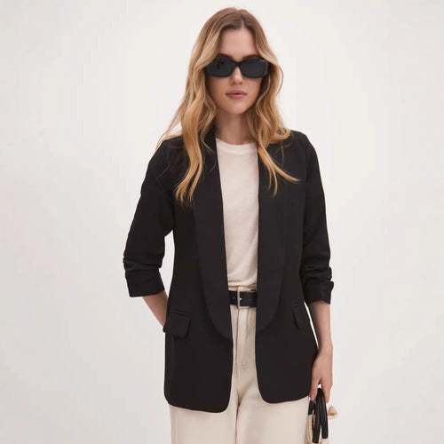 Elegant women's blazer with refined details Amarae