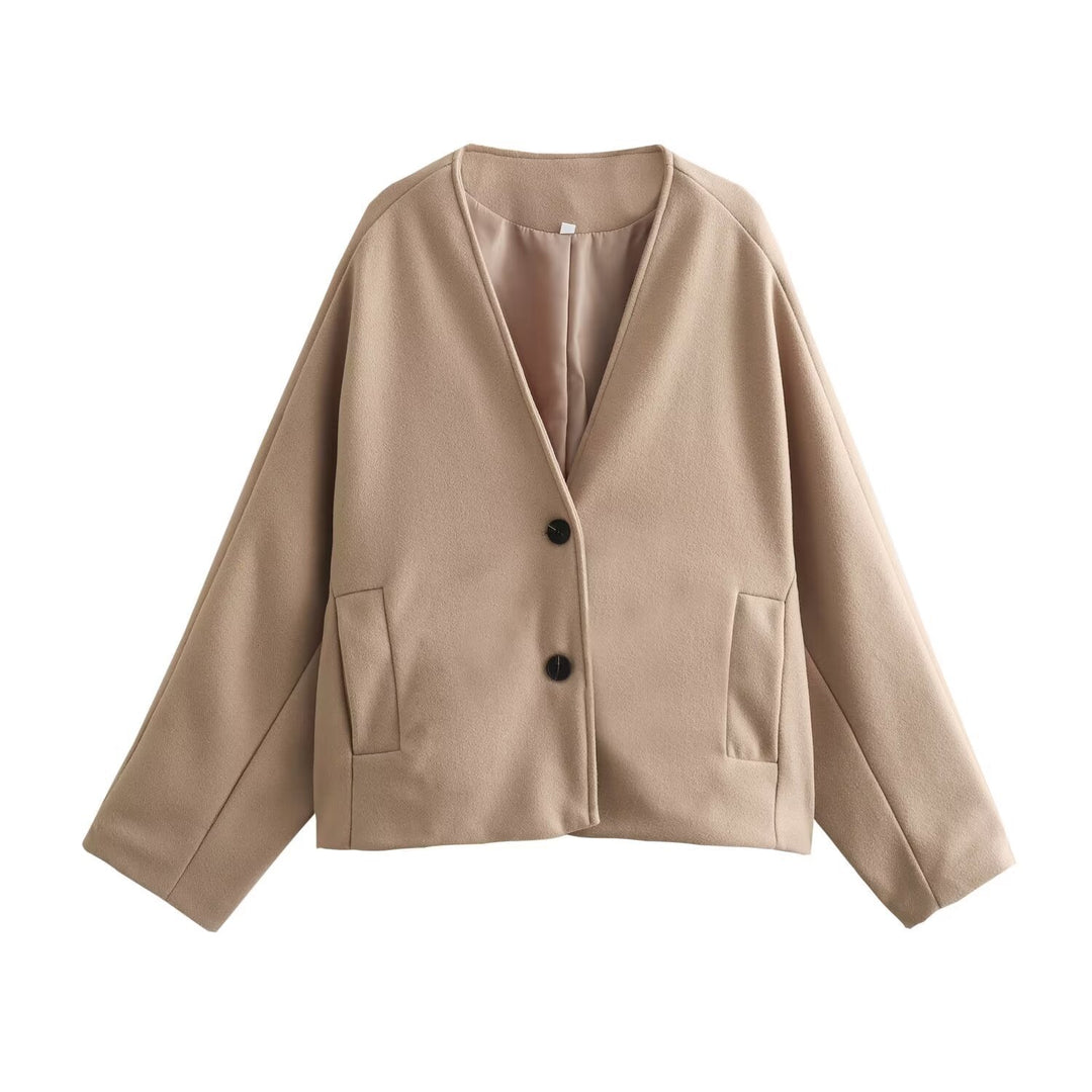 Veste courte tendance pour femmes avec coupe élégante et poches pratiques Chic & Stil