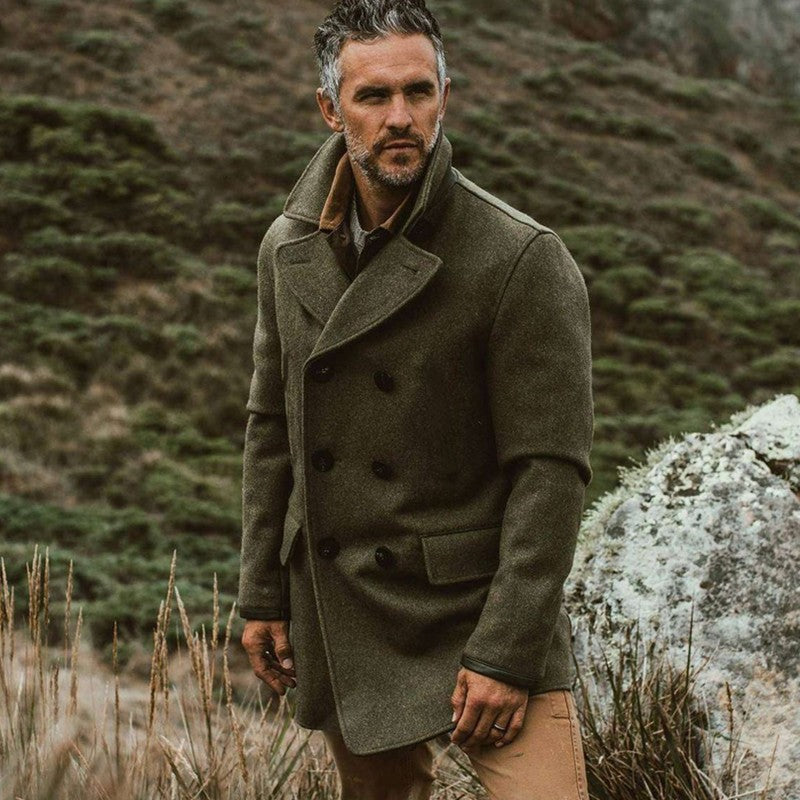 Elegant wool coat for men with double-breasted buttons and soft inner lining Amarae