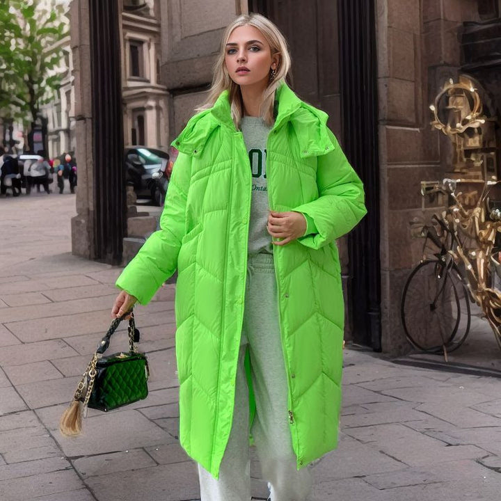 Women's Long Insulated Puffer Jacket with Voluminous Cut and Practical Side Pockets Lune London