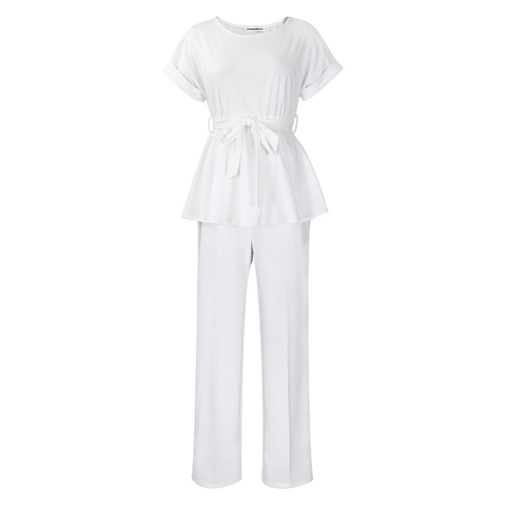 Women Elegant combination of a loose-fit top and wide pants Lune London