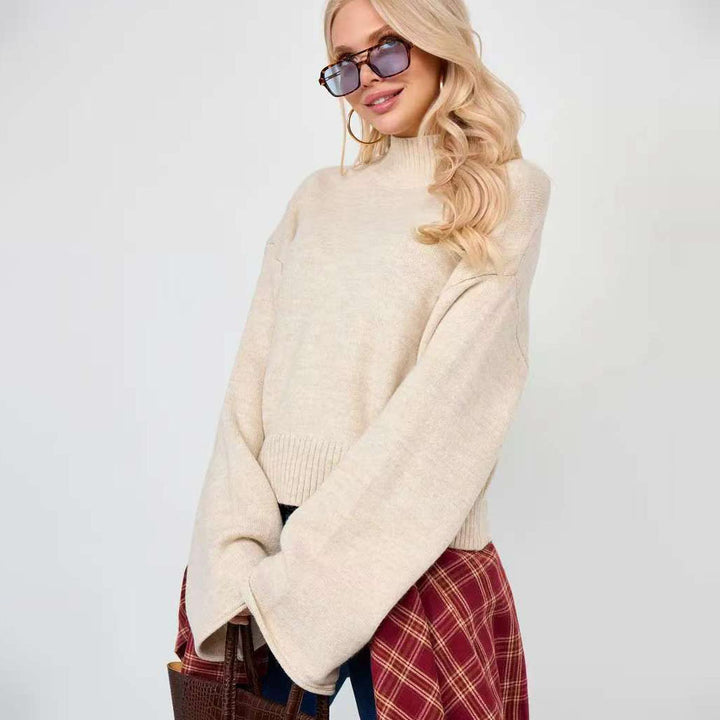 Fashion sweater for women with a loose fit and wide edges Lune London