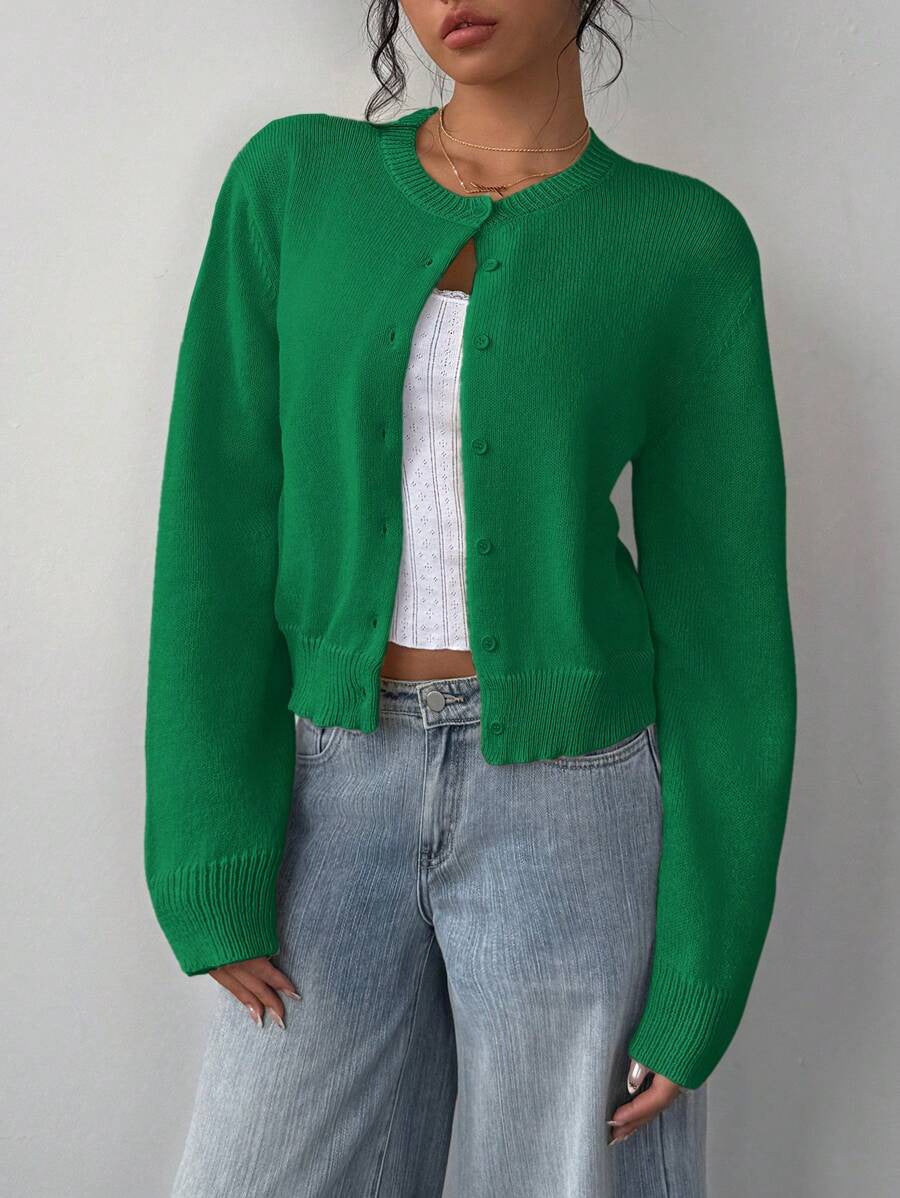 Cardigan pour femmes en coton doux avec détails en boutons Chic & Stil