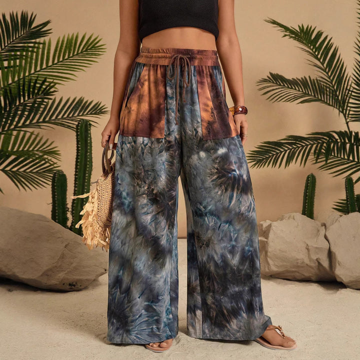 Women's Stylish Loungewear Set with Casual Cut and Fashionable Pattern Lune London