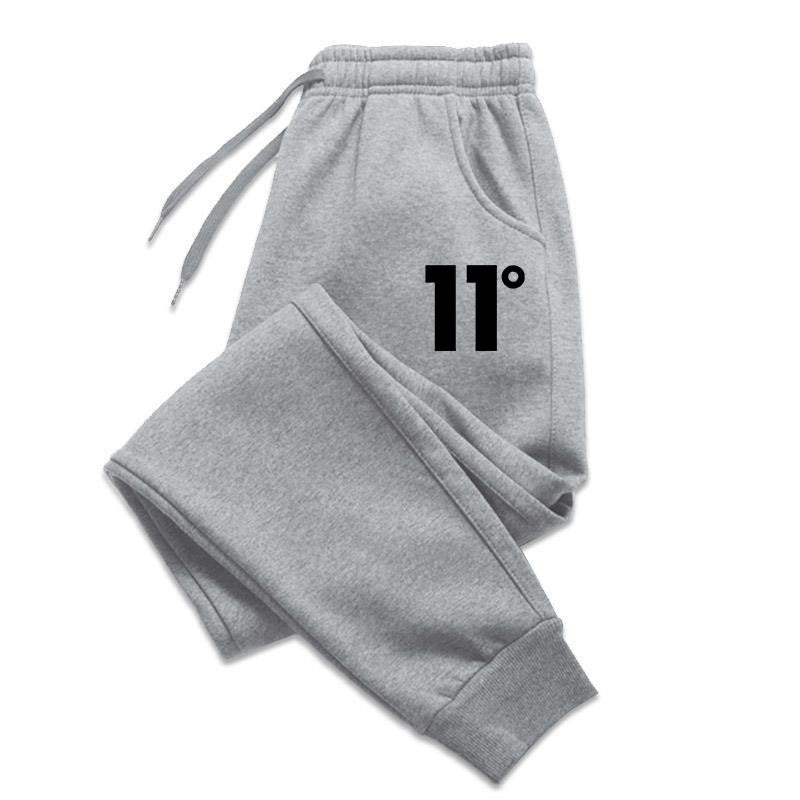 Women's comfortable jogging pants with elastic waistband and side pockets Chic & Stil