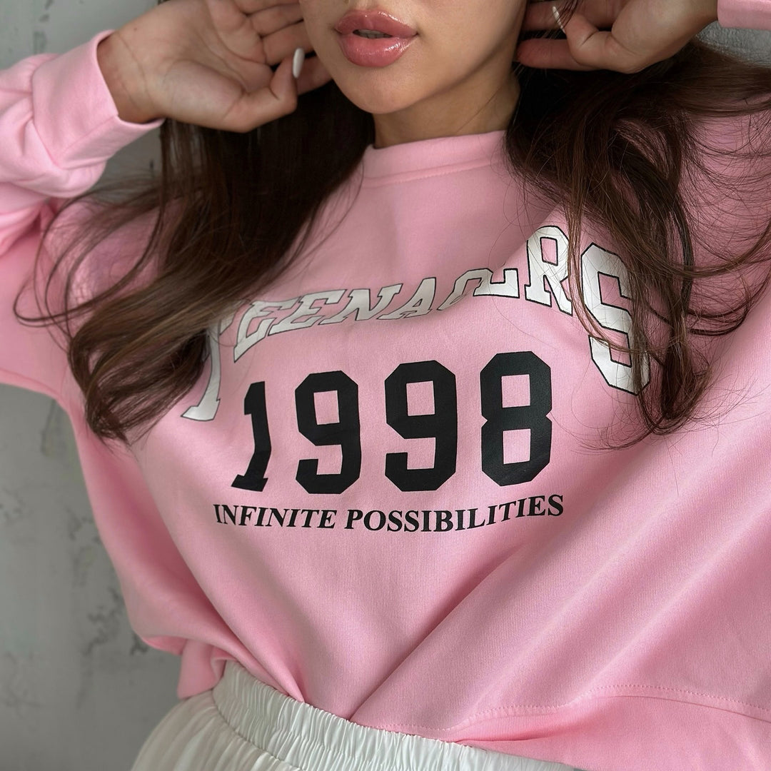 Casual sweatshirt for women with creative print design and comfortable fit Lune London