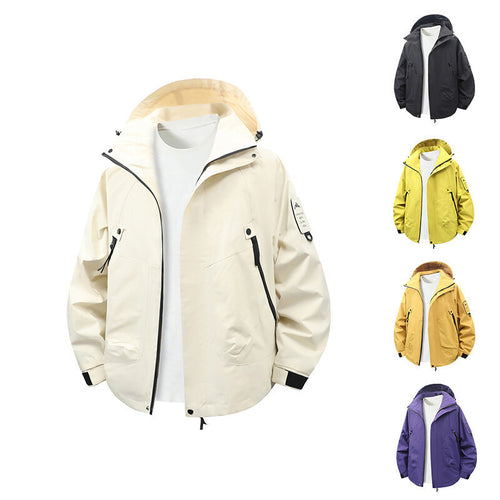 Functional and water-repellent outdoor jacket for men with adjustable hood collar Amarae