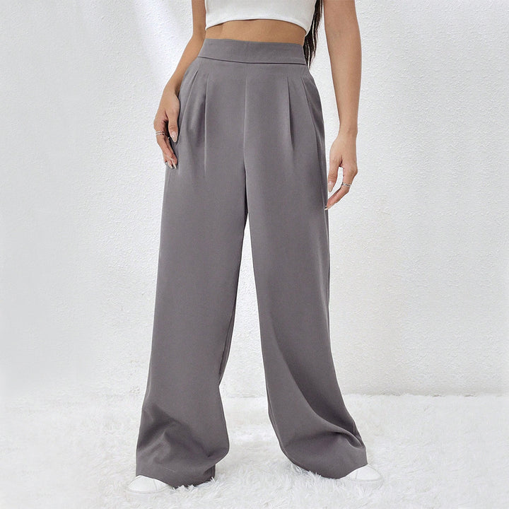 Chic & Stil Elegant wide-legged pants for women with high waist and pleats