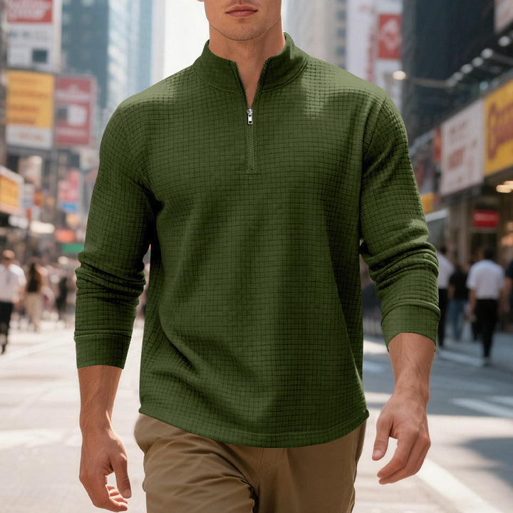 Sporty men's sweater with half-zip and textured surface Lune London