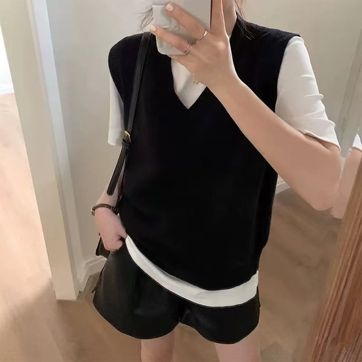 Pull stylé pour femme avec col en V et coupe ample Chic & Stil