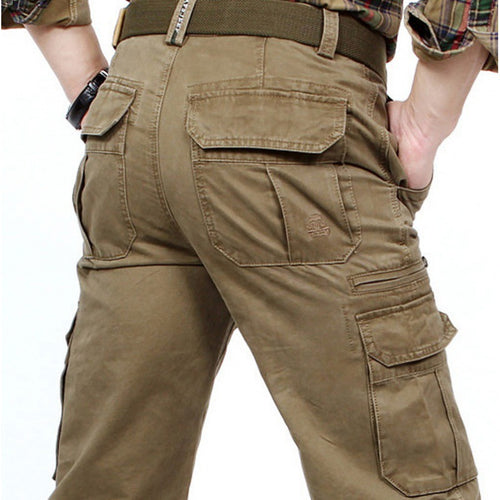 Men's cargo pants with many uses and several pockets Amarae