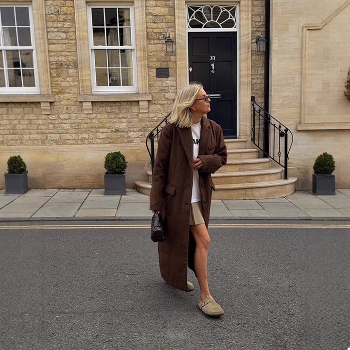 Women's Maxi Long Boxy Coat made of Teddy Faux Fur with Notched Collar and Pockets Amarae
