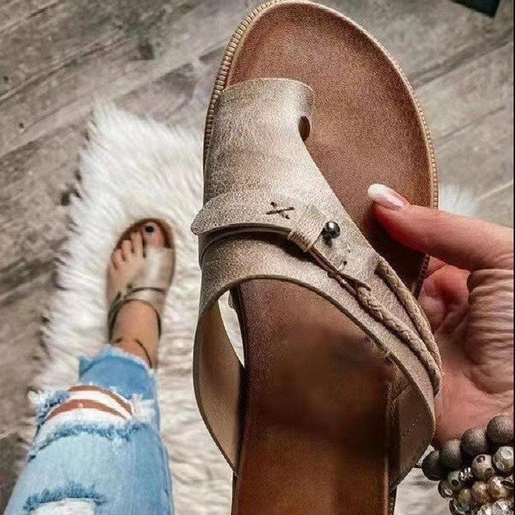 Comfortable strap sandals for ladies with anatomical sole Lune London