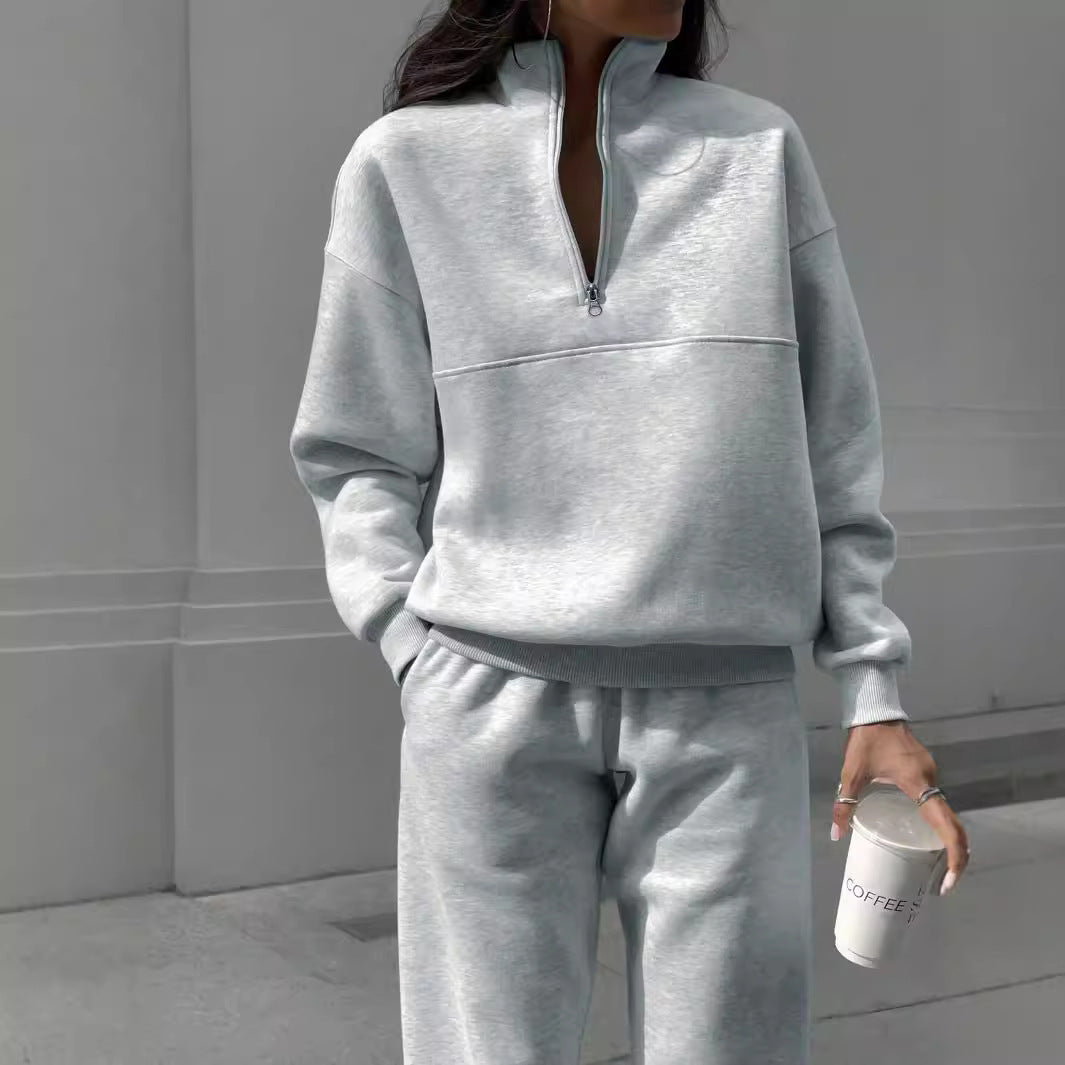 Ladies sporty sweatshirt with half zipper Lune London