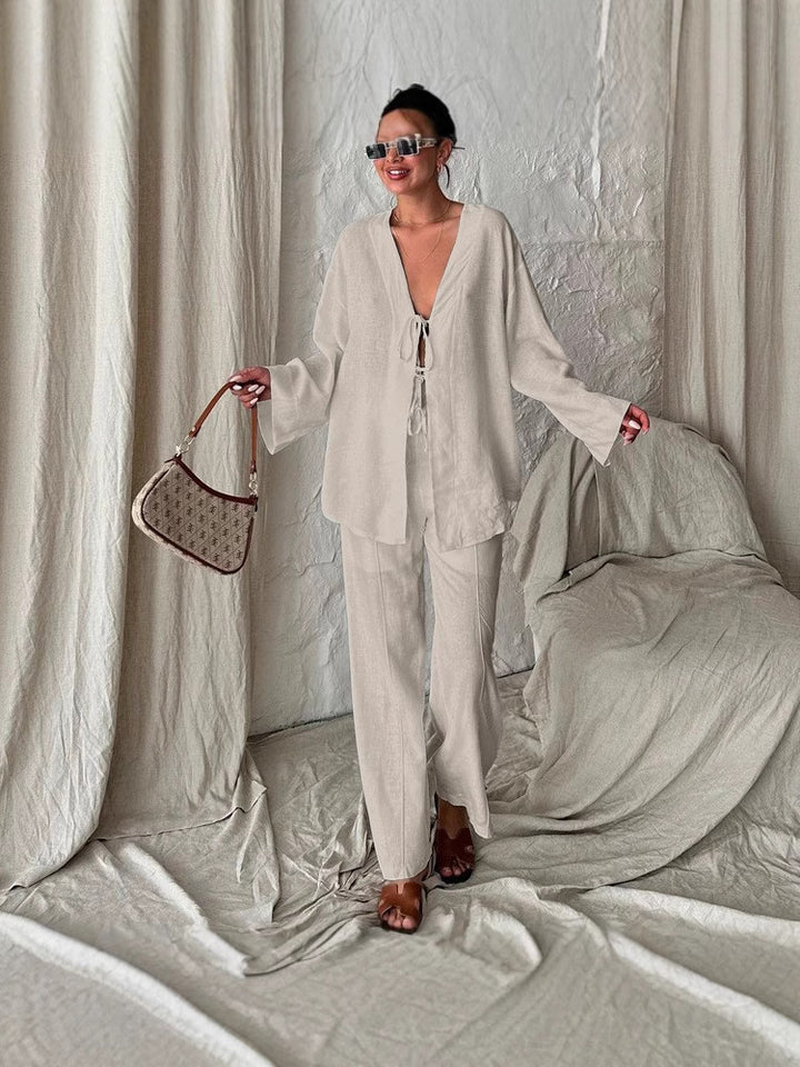 Casual set for women with a loose top and comfortable pants Lune London