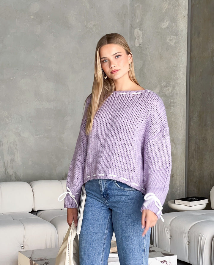 Chunky knit sweater for women with a casual off-the-shoulder design Lune London