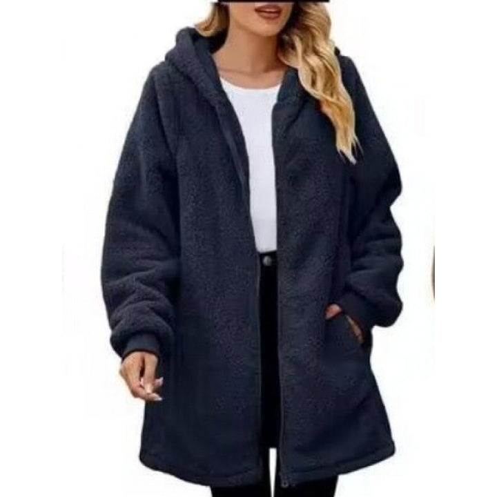 Ladies soft and comfortable fleece jacket with hood and side pockets Lune London