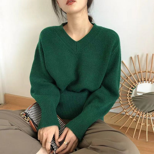 V-neck sweater for women in soft knit Amarae