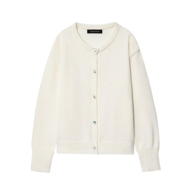 Ladies comfortable cardigan with button closure and relaxed fit Lune London