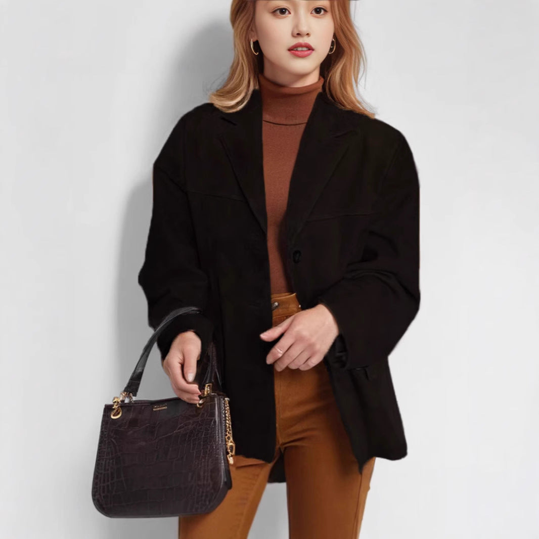 Lune London Elegant suede jacket for women