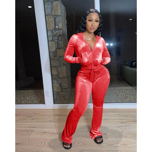 Women's sports set in velvet hoodie and loose jogger pants Amarae