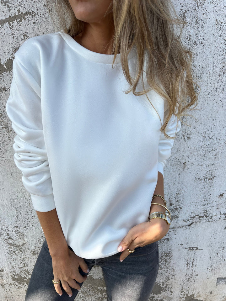 Casual pullover for women with round neck and relaxed fit Lune London