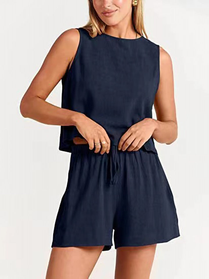 Ladies Relaxed Fitted Two-Piece Set Chic Shorts and Style
