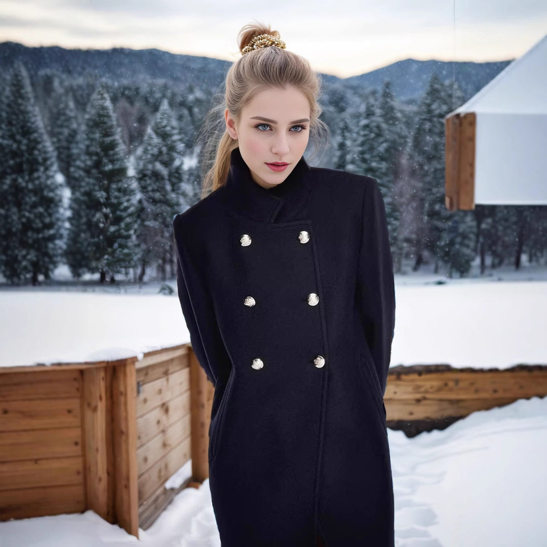 Elegant transitional coat for women with double-breasted fastening and deep lapels Amarae