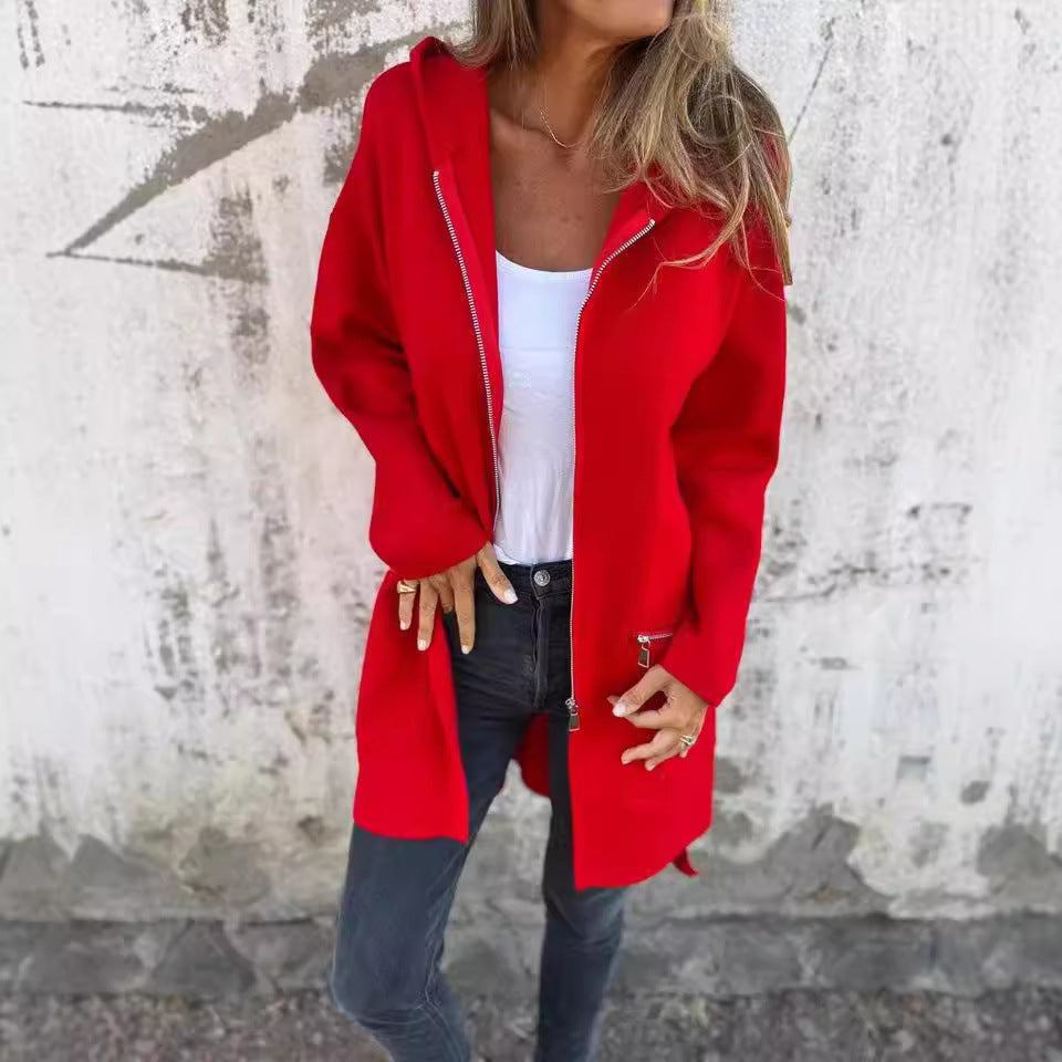 Ladies Elegant Knit Jacket with Zipper Closure and Chic Pockets