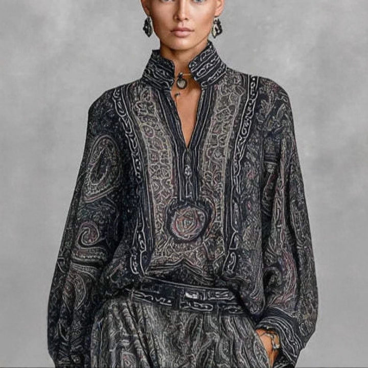 Women Flowing Boho Two-Piece Set with Loose Tunic and Harem Pants in Paisley Design Amarae