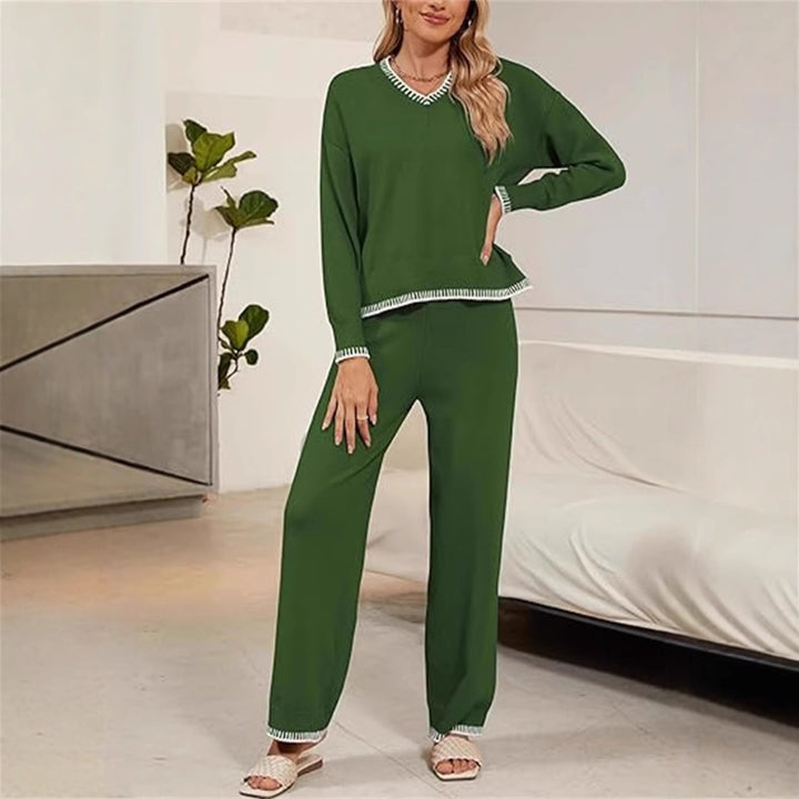 Comfortable v-neck sweater and pant set for women Lune London