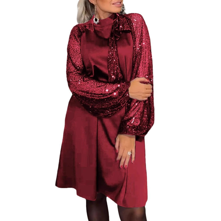 Robe de cocktail élégante pour femmes avec garniture en sequins et coupe festive Chic & Stil