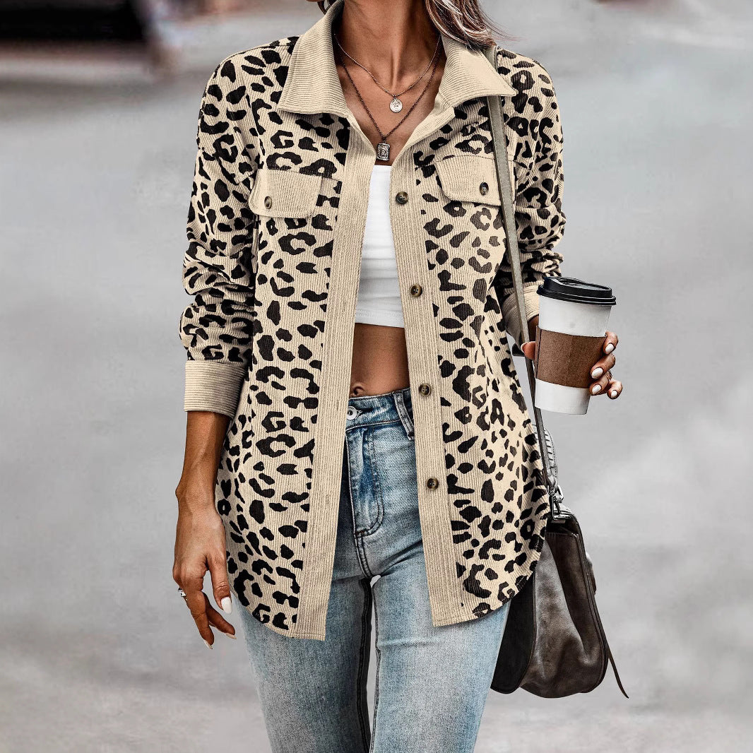 Leisure jacket for women with a textured leopard pattern and practical pockets Lune London
