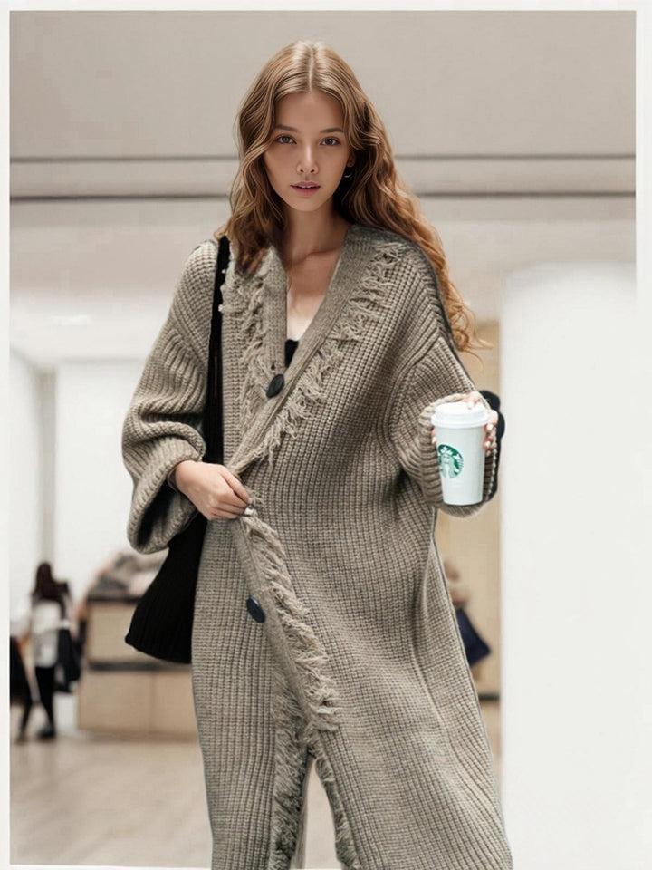 Chunky knit coat for women with fringes and elegant button closure Lune London