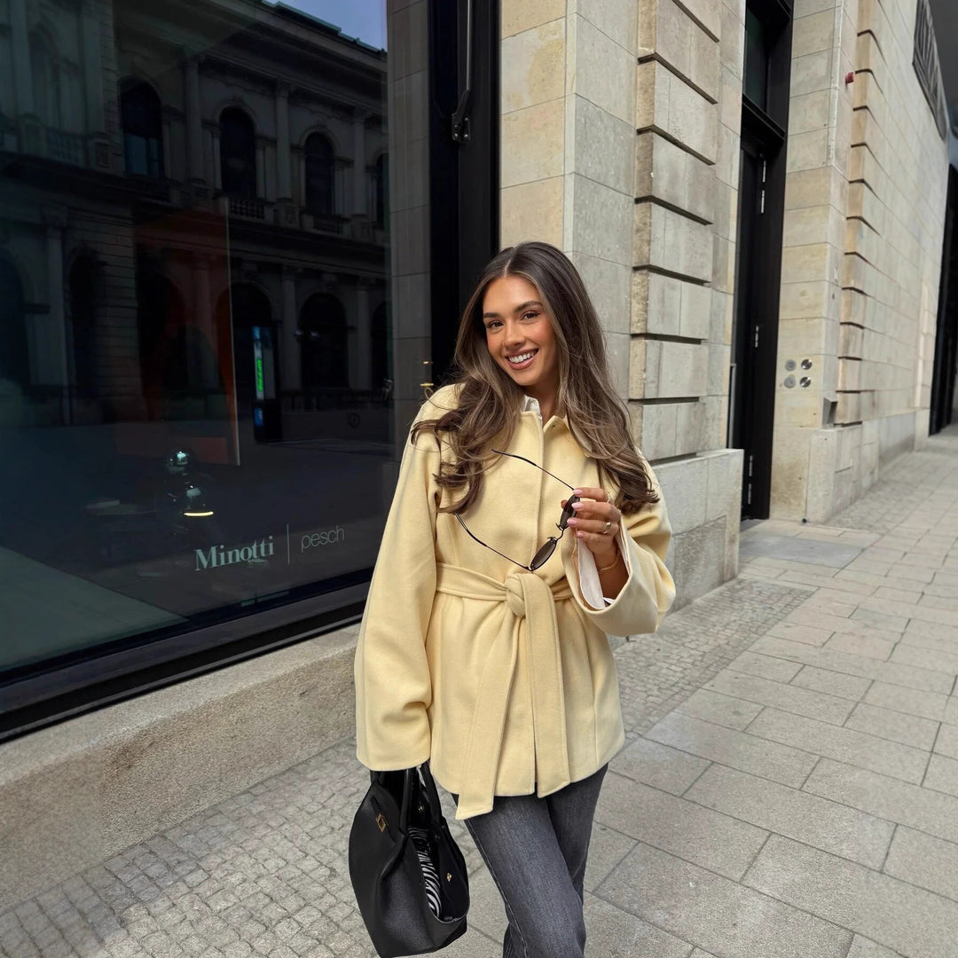 Trendy tie jacket for women in high-quality material with a waist belt Lune London