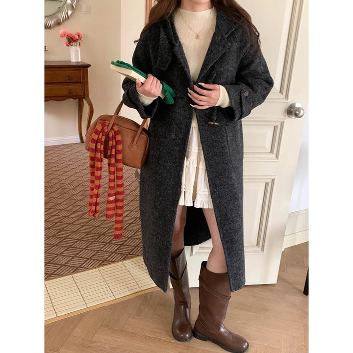 Ladies elegant and comfortable wool crossover coat Chic & Stil