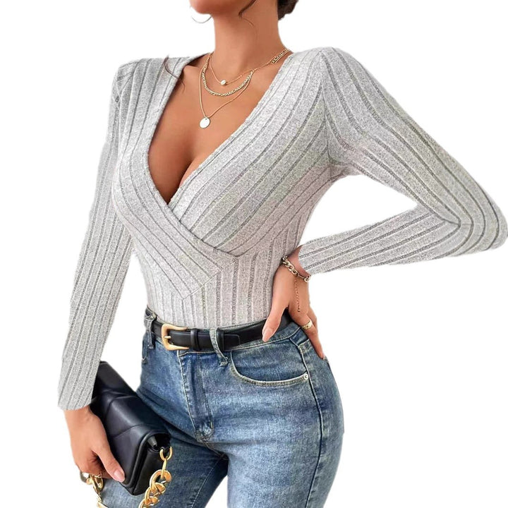 Knit top for women with V-neck and elegant ribbed details Lune London
