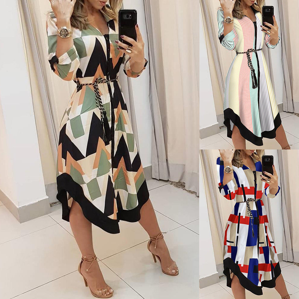 Robe midi rayée pour femmes avec ceinture et ourlet asymétrique Chic & Stil