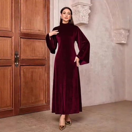 Maxi fitted dress for women in luxurious velvet with voluminous sleeves Amarae