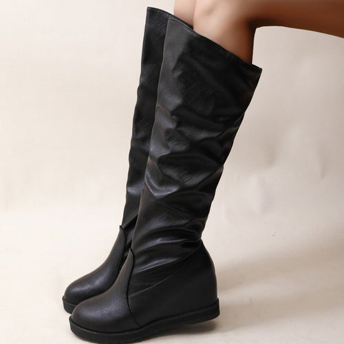 Long boots for women with a beautiful gathered effect and an elegant block heel Amarae