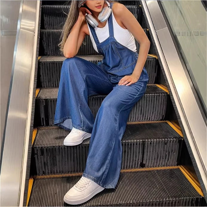 Women's overalls in wide-leg design with a relaxed fit, adjustable straps, and functional pockets Amarae