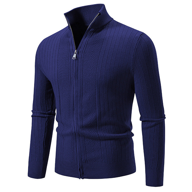 Elegant fine-knit sweater for men with a high collar and zipper Lune London