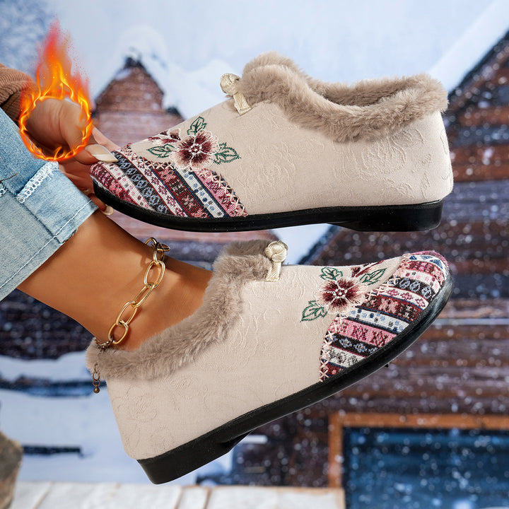 Slippers for women with soft lining and trendy floral design Lune London