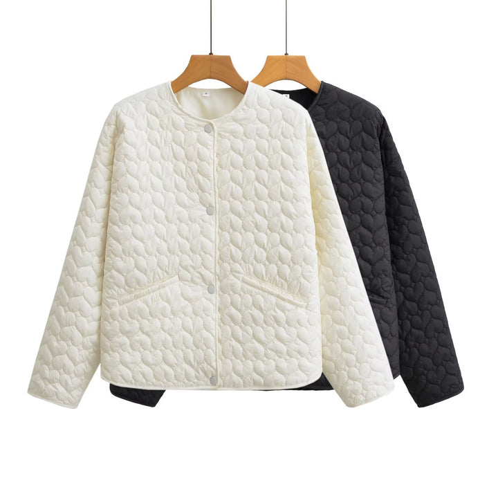 Quilted transition jacket for women with side pockets and modern design Lune London
