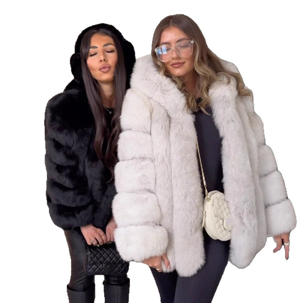 Ladies short coat made of faux fur with voluminous panels and shawl collar Amarae