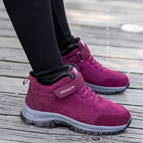Winter hiking boots for women with insulating lining and non-slip sole Amarae