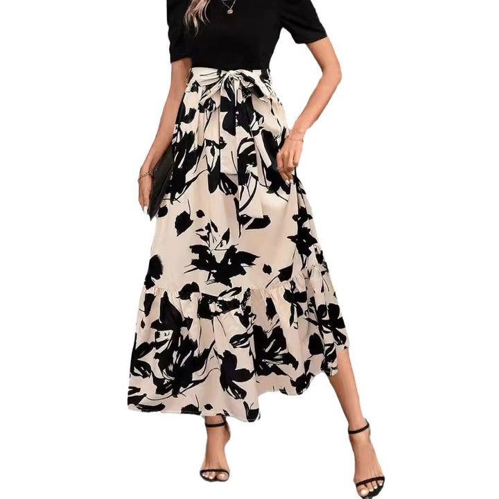 Jupe maxi pour femmes avec coupe volumineuse et design floral Chic & Stil