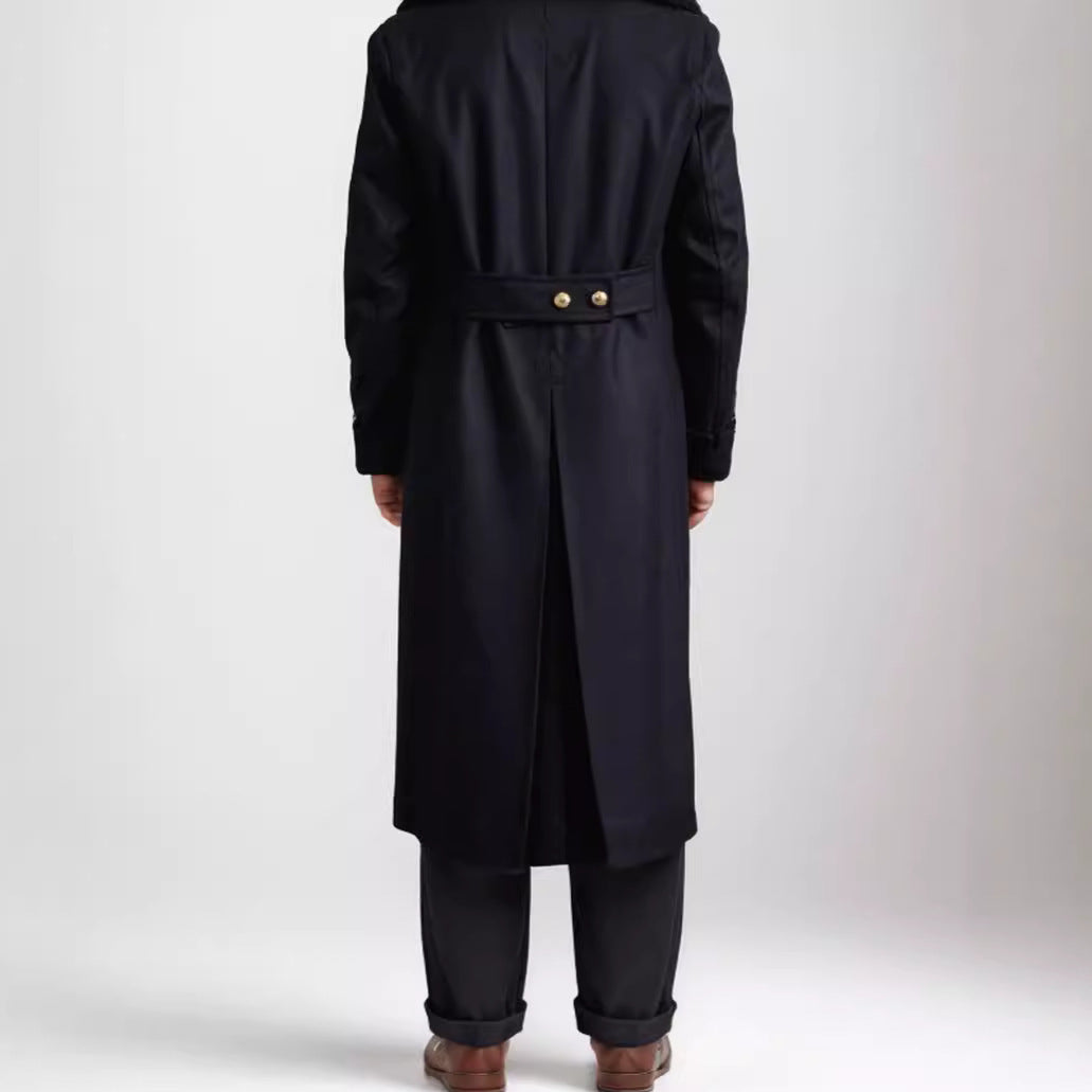 Elegant long coat for men with double-breasted buttons and wide lapels Amarae