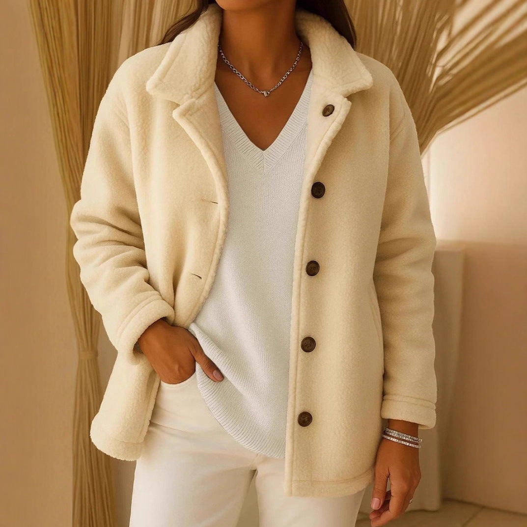 Veste en polaire pour femmes avec détails en boutons Chic & Stil